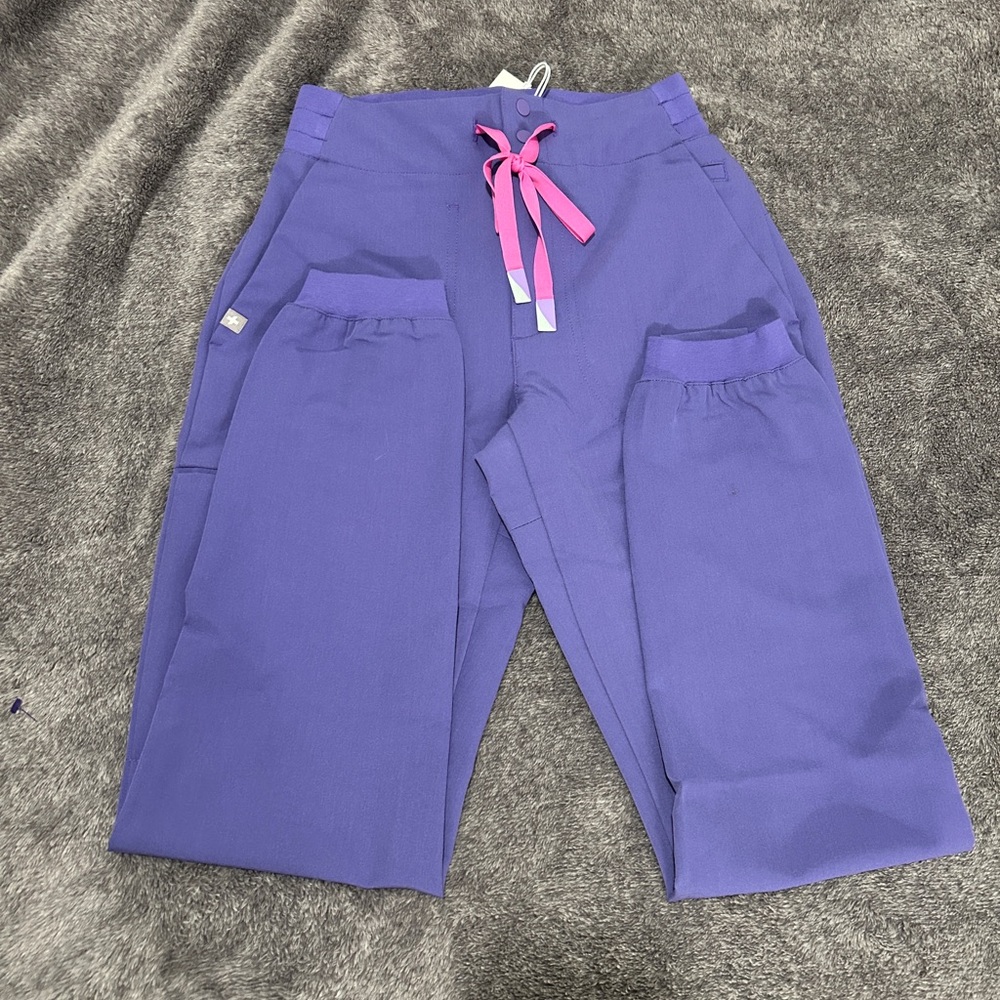 Figs Sumaiya Slim Jogger Scrub Pants - Amethyst